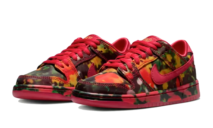 Nike SB Dunk Low The Wizard of Oz Poppy Field