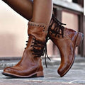 Camille | Botines Media Caña con Tachuelas Vintage