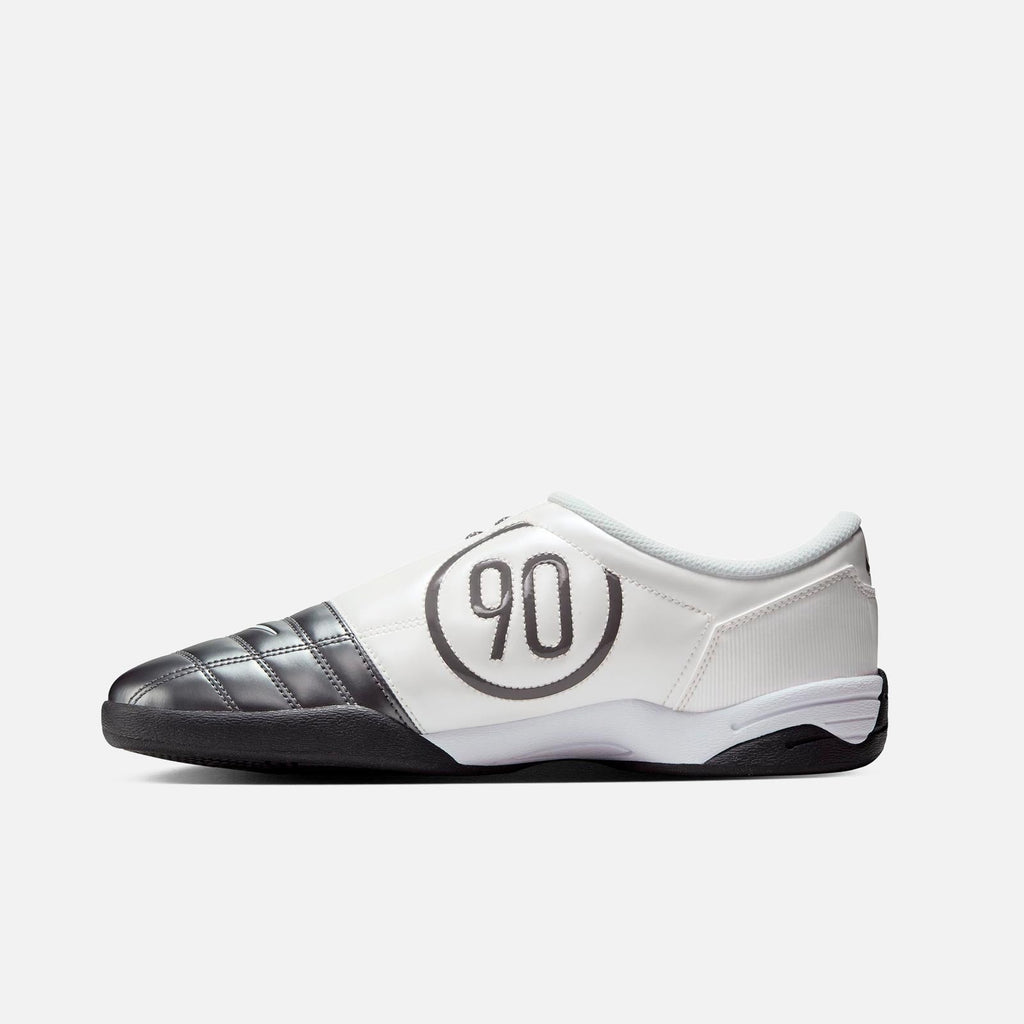 Nike Total 90 HQ2851-001