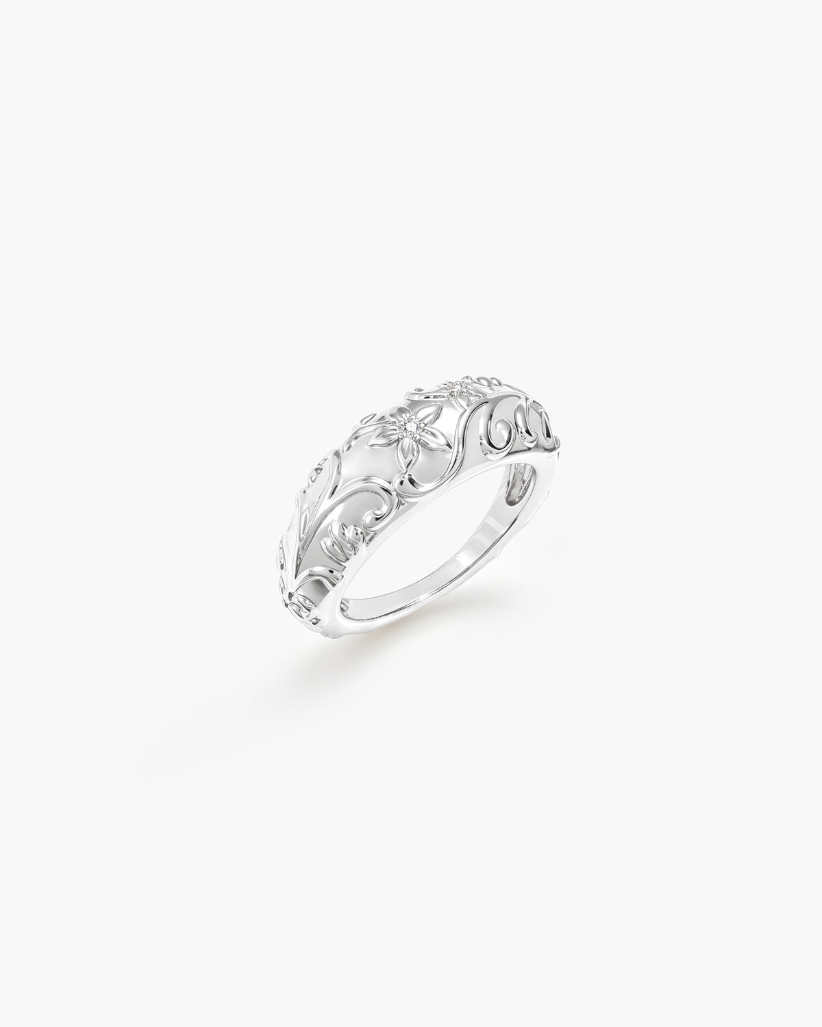 Anillo Wild Lily Dome en plata