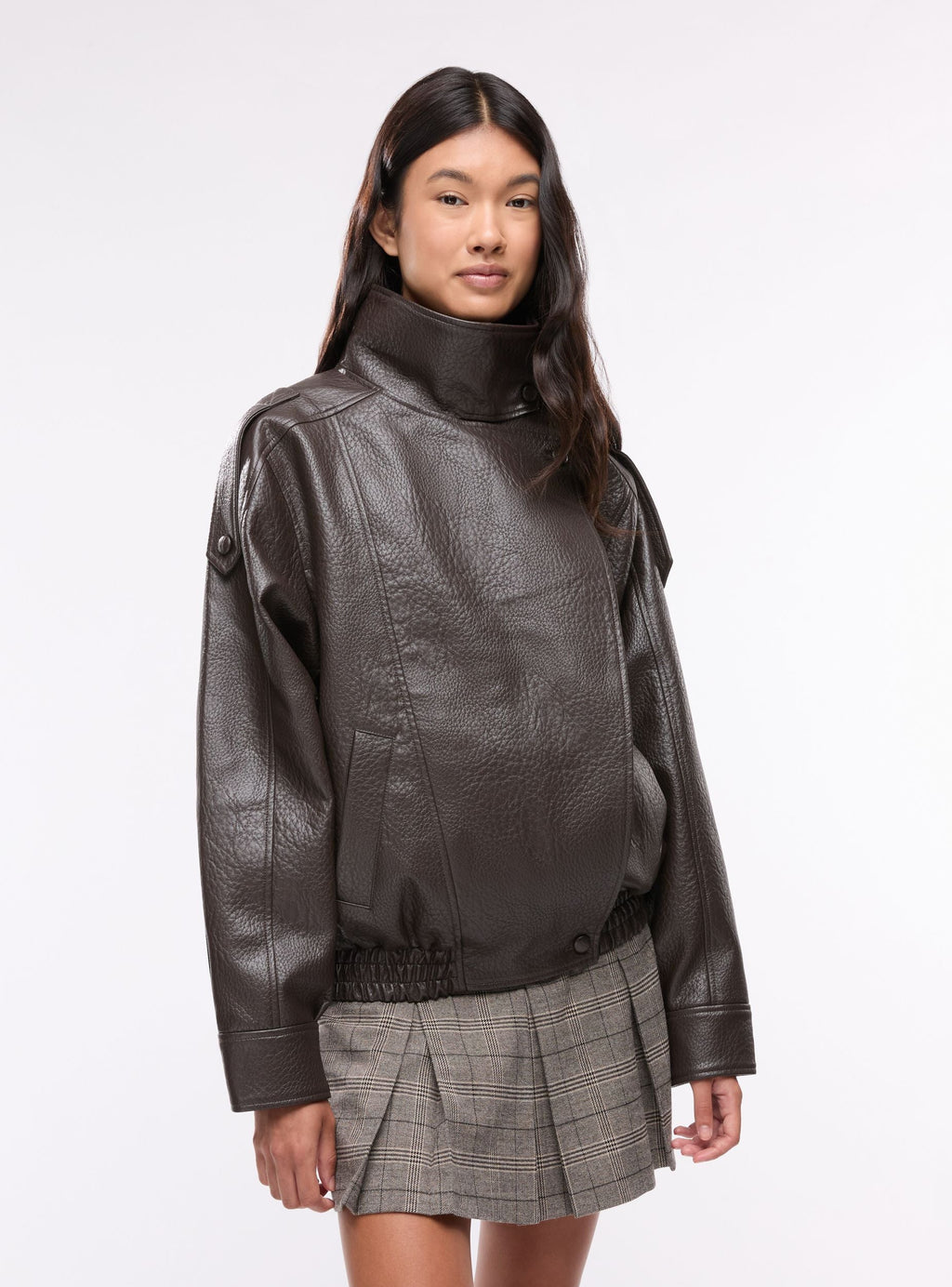 Chaqueta Bomber con Cuello Alto Cacao