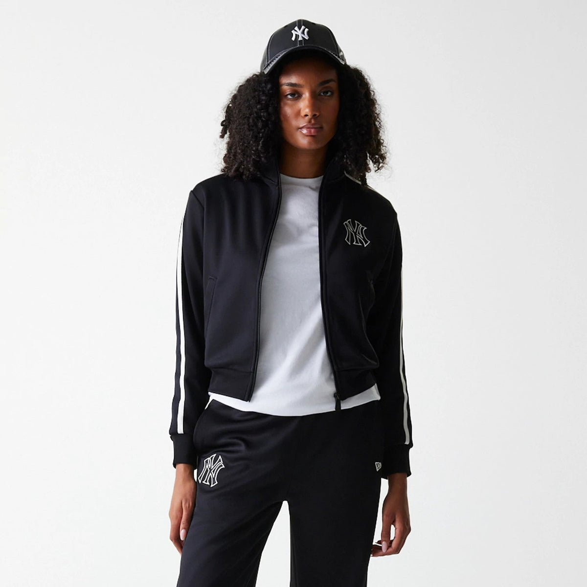 New York Yankees Women's MLB Midi Logo Black Track Jacket