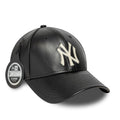 New York Yankees MLB Leather Black 9FORTY M-Crown Adjustable Cap