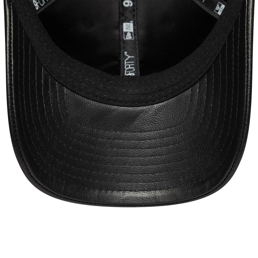 New York Yankees MLB Leather Black 9FORTY M-Crown Adjustable Cap