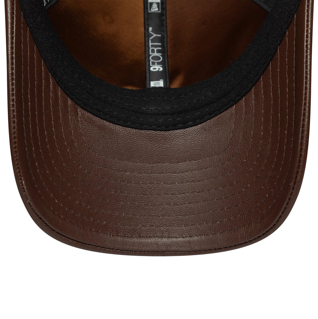 New York Yankees MLB Leather Dark Brown 9FORTY M-Crown Adjustable Cap