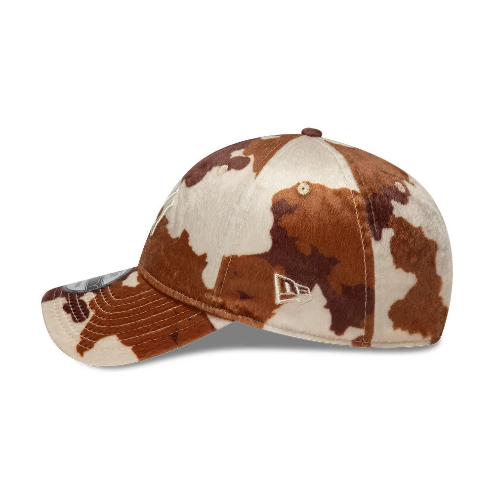 New York Yankees Animal Print Brown 9TWENTY Adjustable Cap