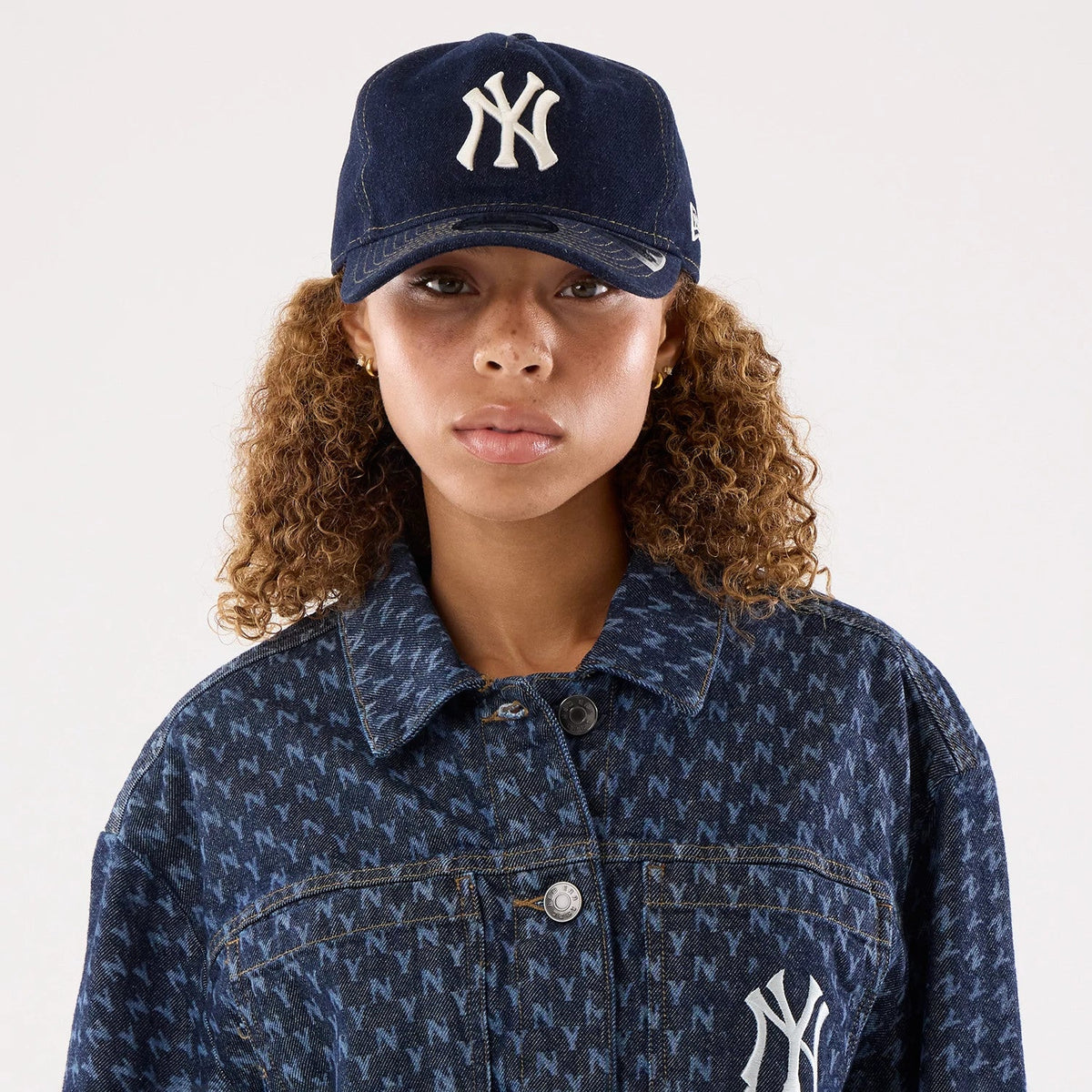 New York Yankees Womens MLB Denim Navy Jacket
