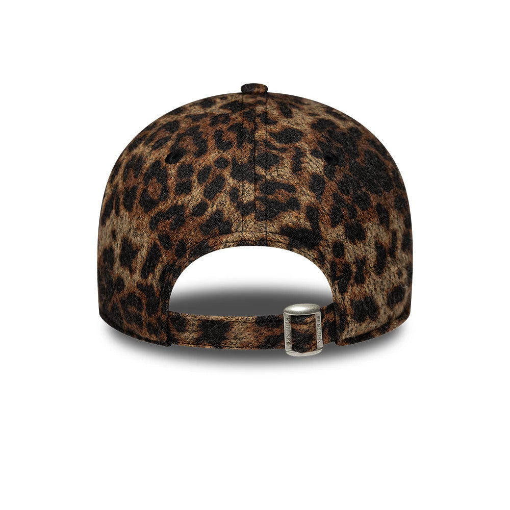 Gorra ajustable New York Yankees MLB Cosy Leopard para mujer, color marrón, modelo 9FORTY