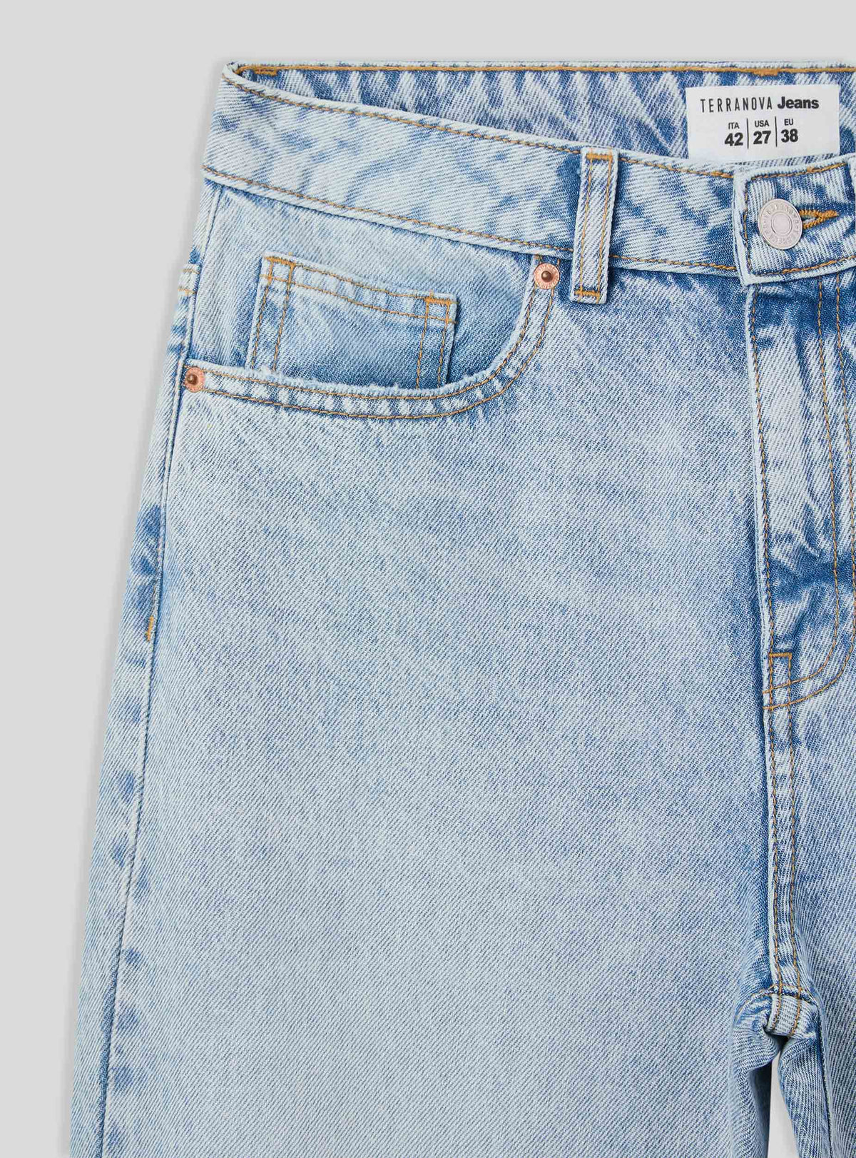 Light Acid Wash Straight-Leg Ripped Jeans