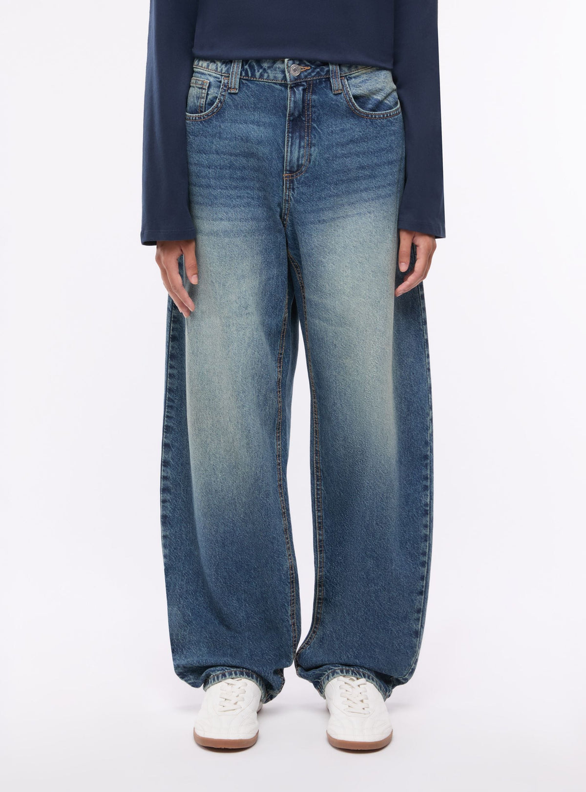 High-Rise Balloon Jeans Medium Blue Denim