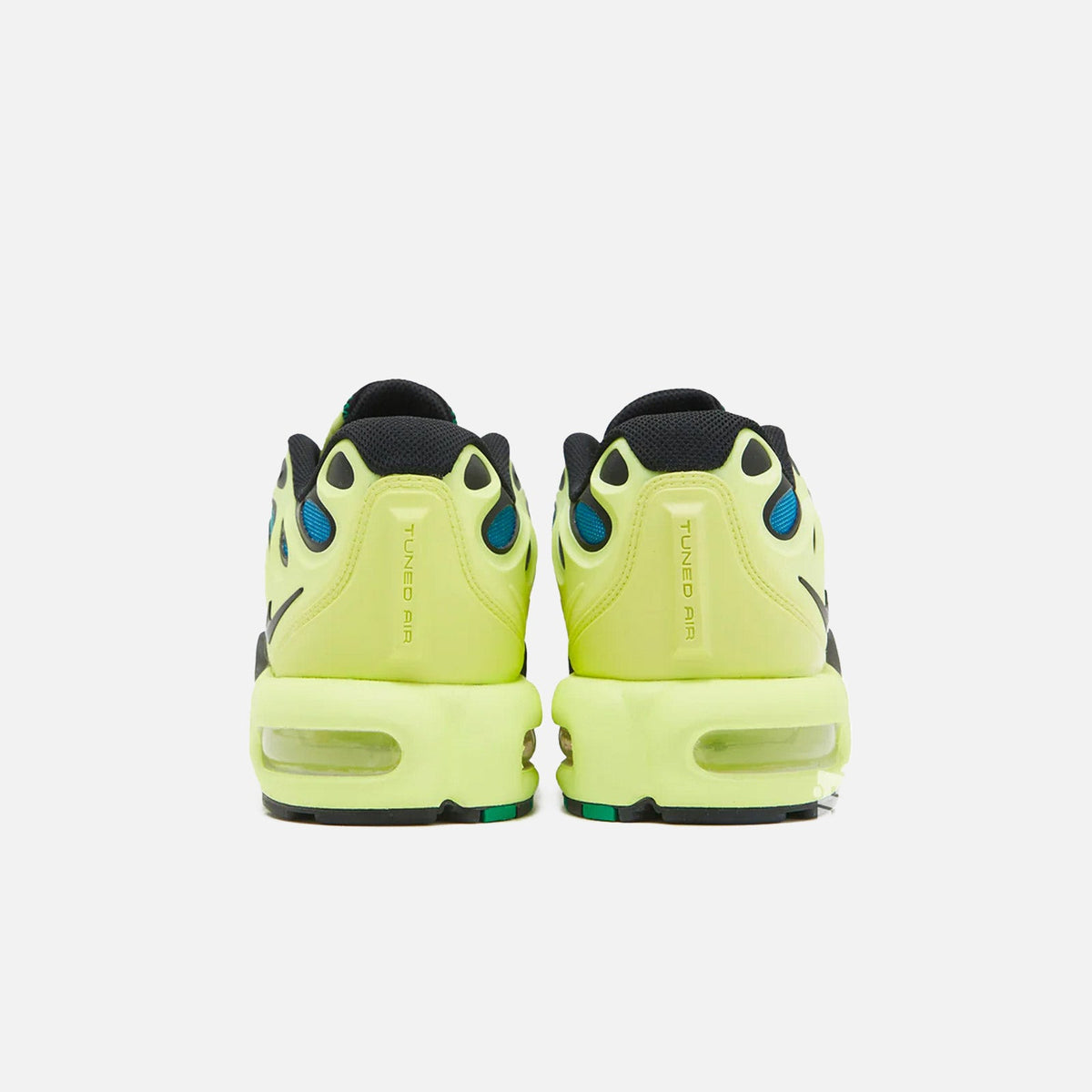 Nike Air Max Plus Drift FD4290-700