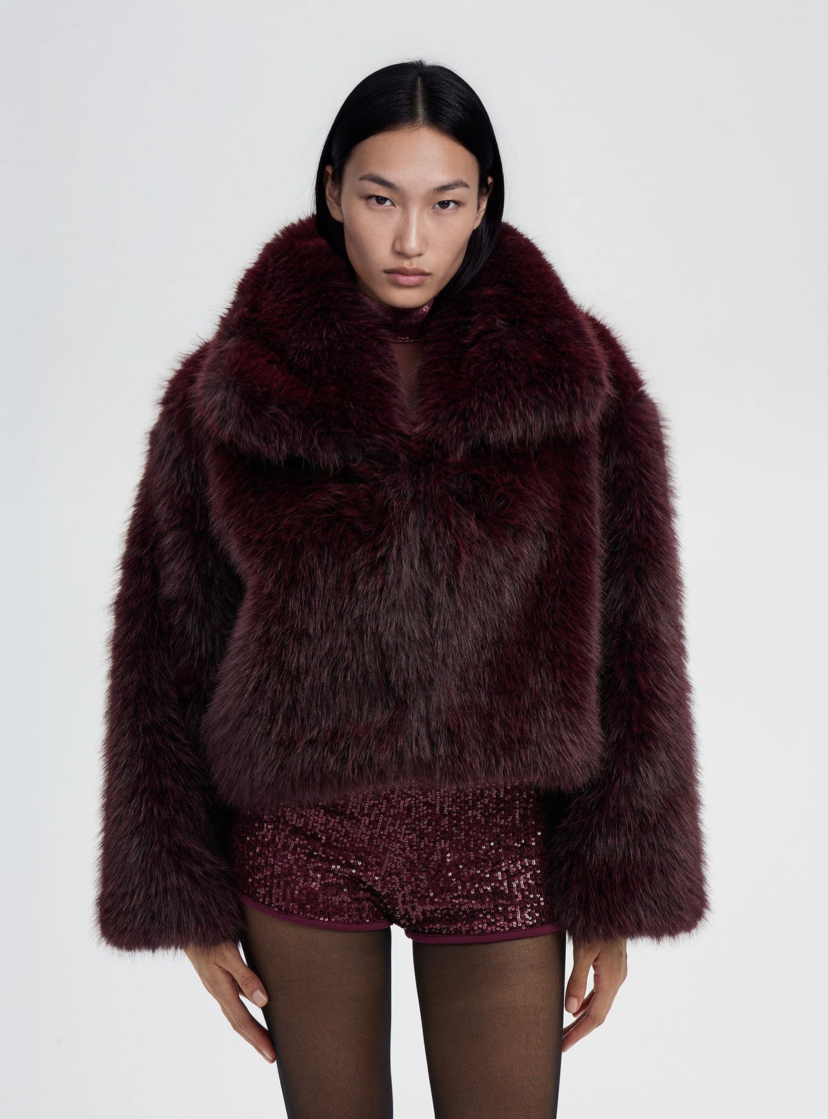 Chaqueta Corta con Cuello Efecto Pelo Largo Vino