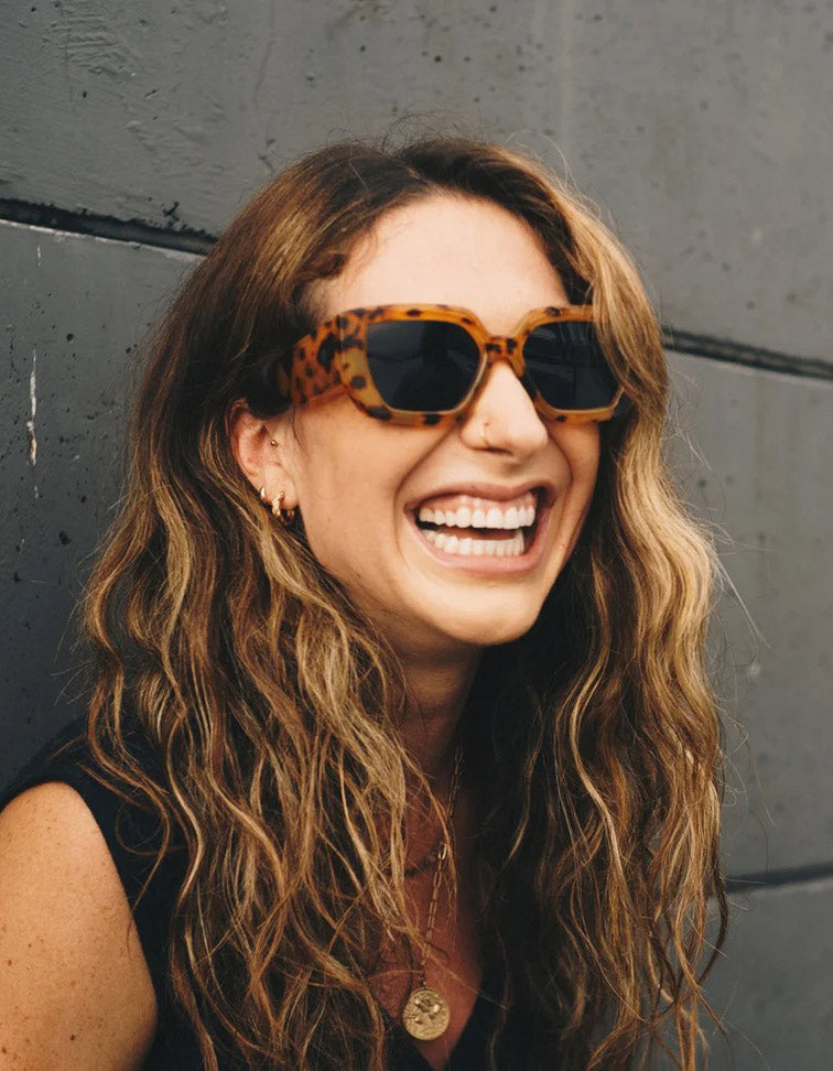 CHPO HONG KONG Sunglasses - Black