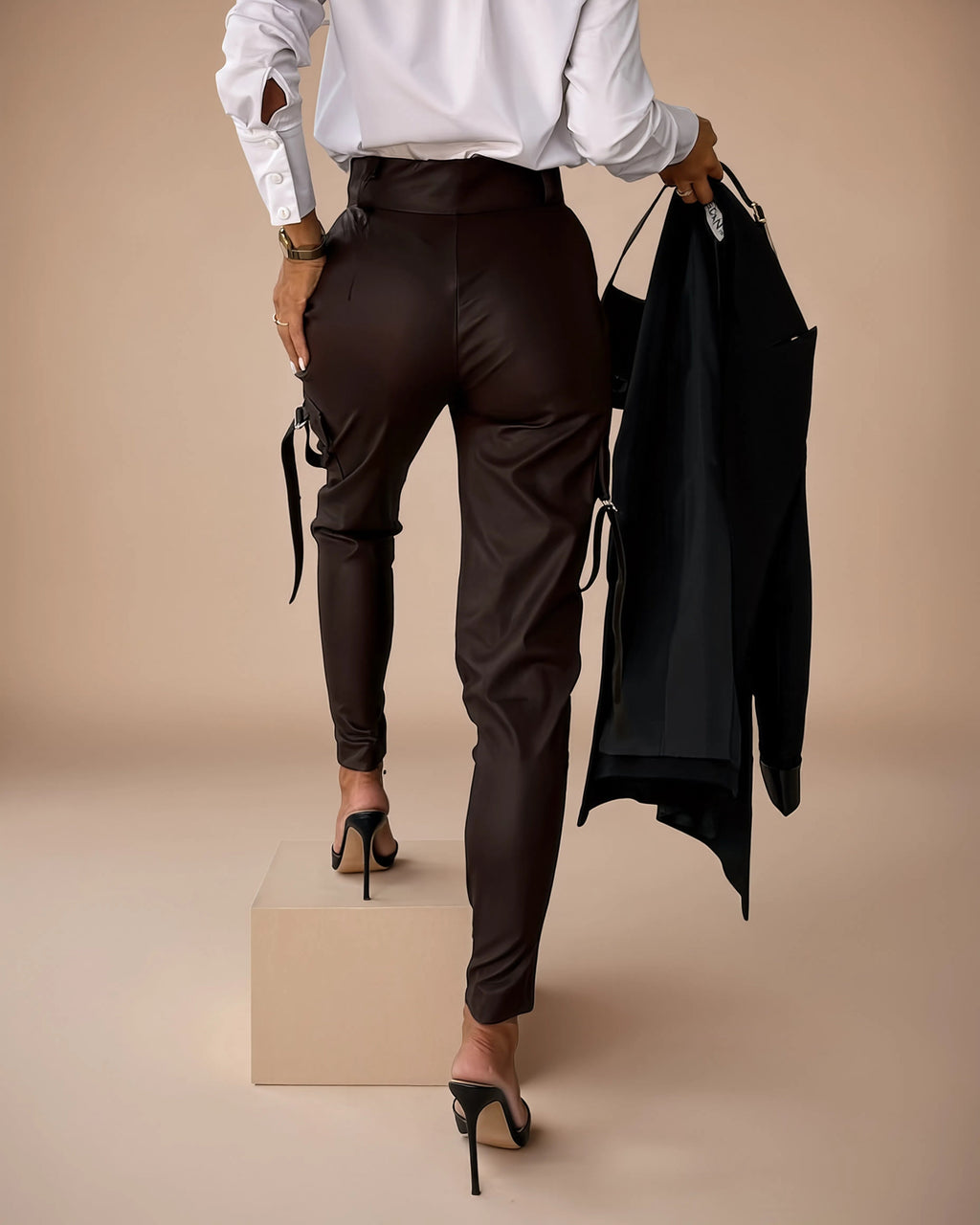 Celia Pantalón de Cuero Chic