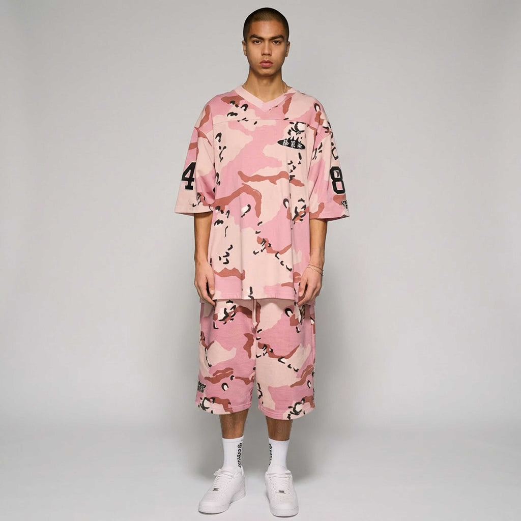 Camiseta Concreat Jungle Estampado Integral Cuello V Oversized Camuflaje Rosa