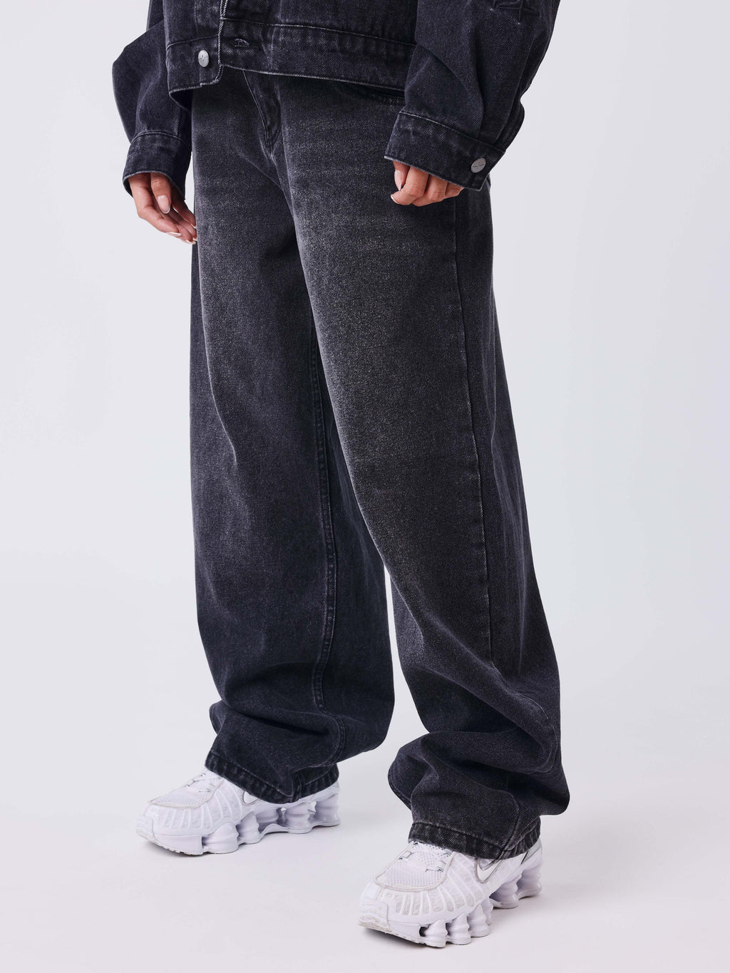 Faded Black Barrel Denim Jeans