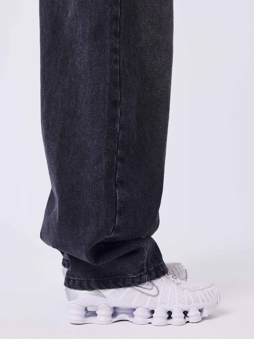 Faded Black Barrel Denim Jeans