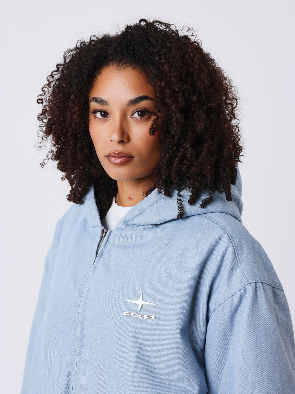 Chaqueta con Capucha Frosted