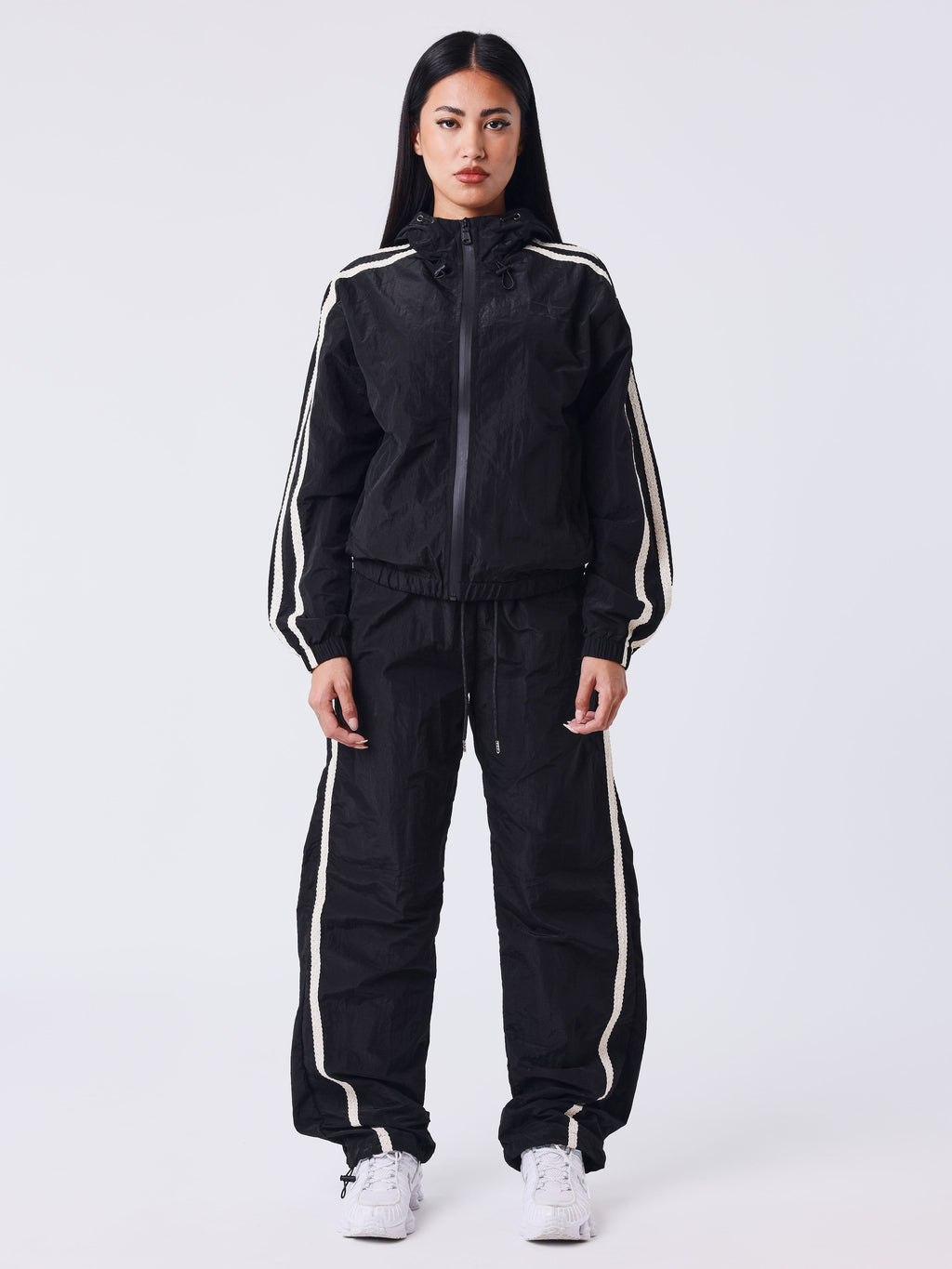 Chaqueta con Cremallera y Bandas de Ganchillo Sportly