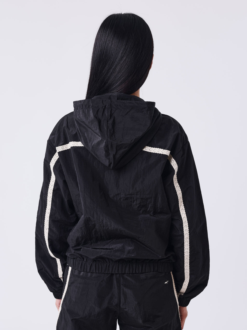 Chaqueta con Cremallera y Bandas de Ganchillo Sportly