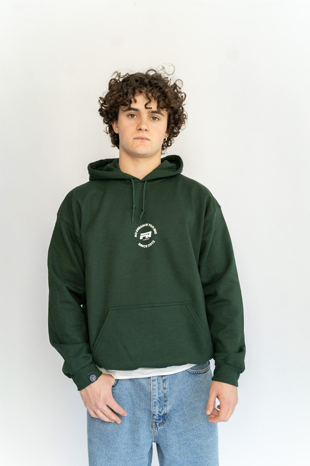 FRIENDS GREEN SWEATSHIRT