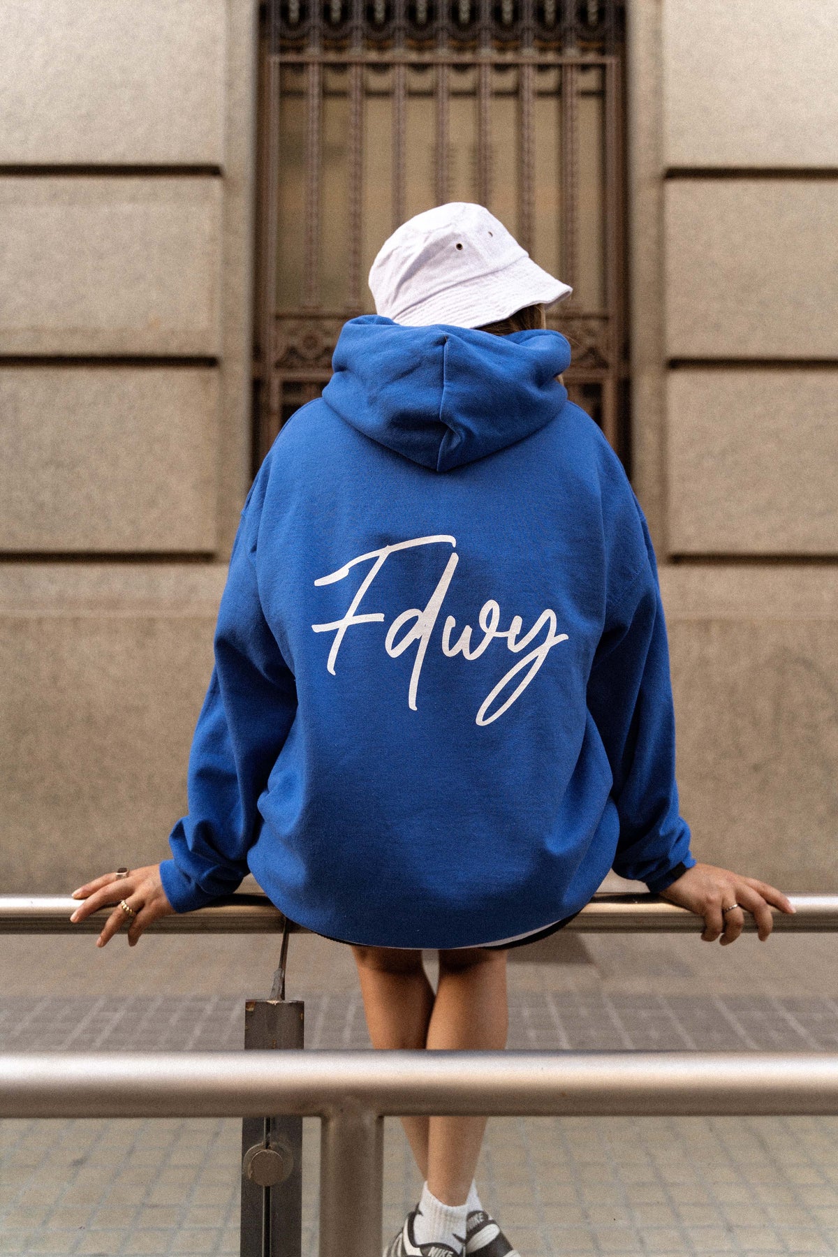 SUDADERA ROYAL NINETH