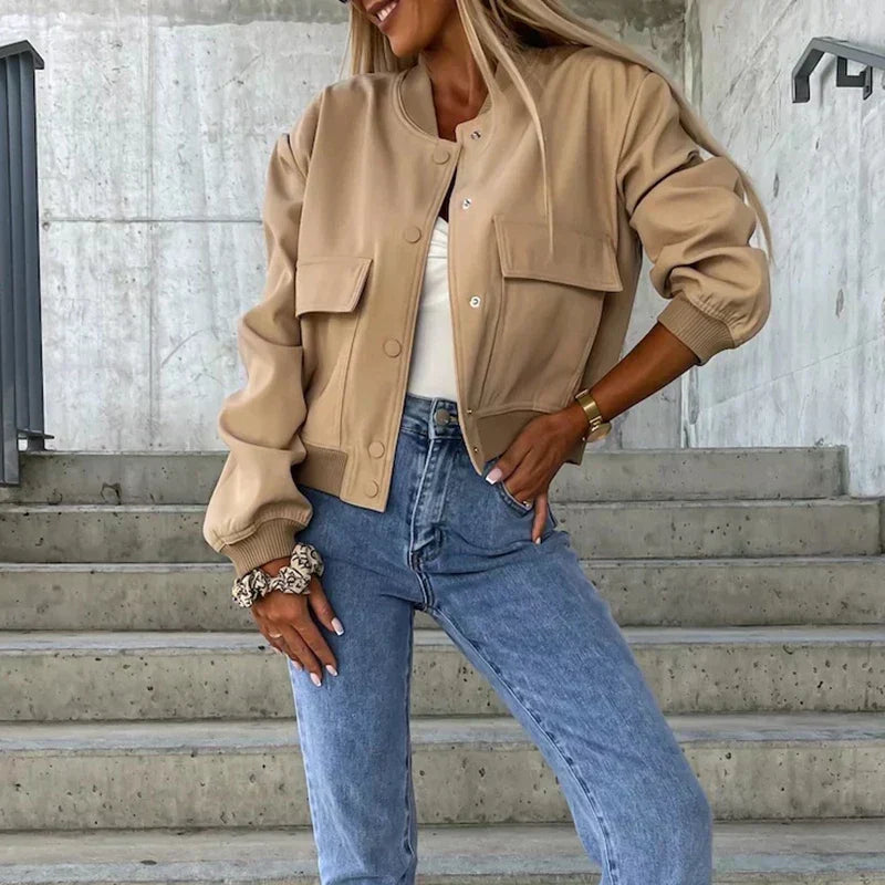 Paula |Chaqueta bomber - Estilo corto con bolsillos con solapa