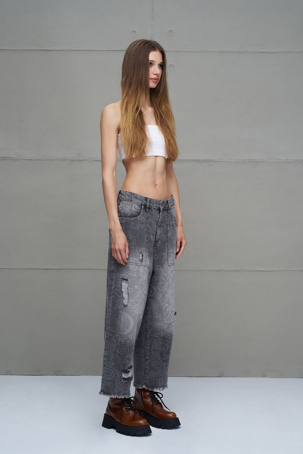 Pantalón Vaquero Desgastado Gris