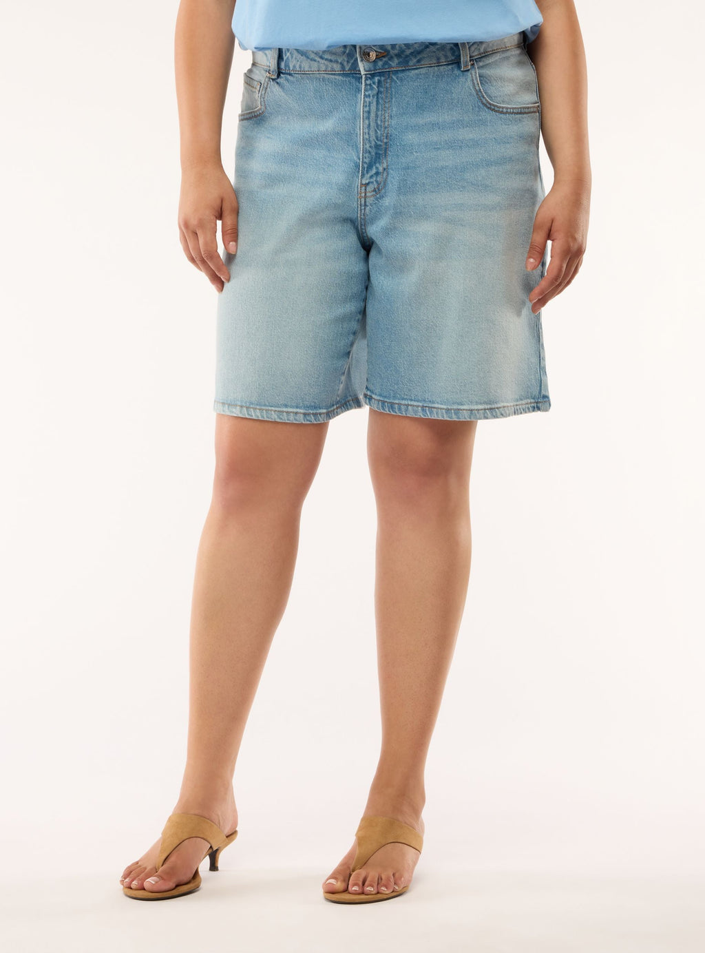 Bermudas Vaqueras Cinco Bolsillos Azul Denim Medio
