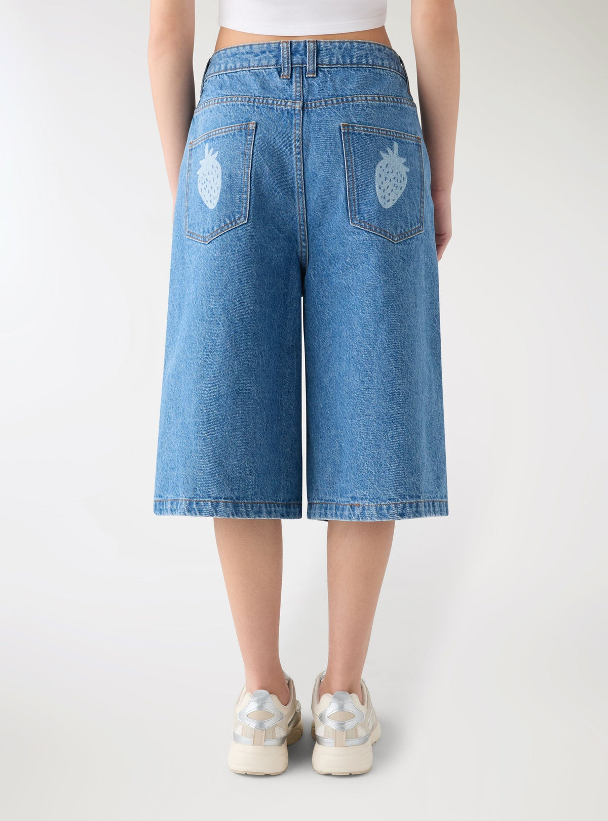 Strawberry Print Denim Bermuda Shorts TRNPOPLAB