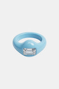 Bague en acrylique