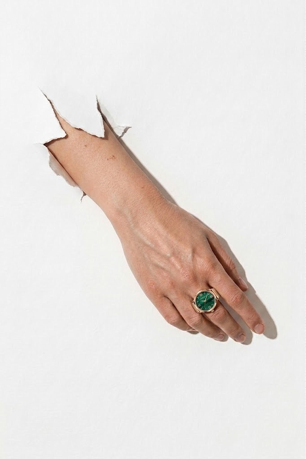 Ring watch