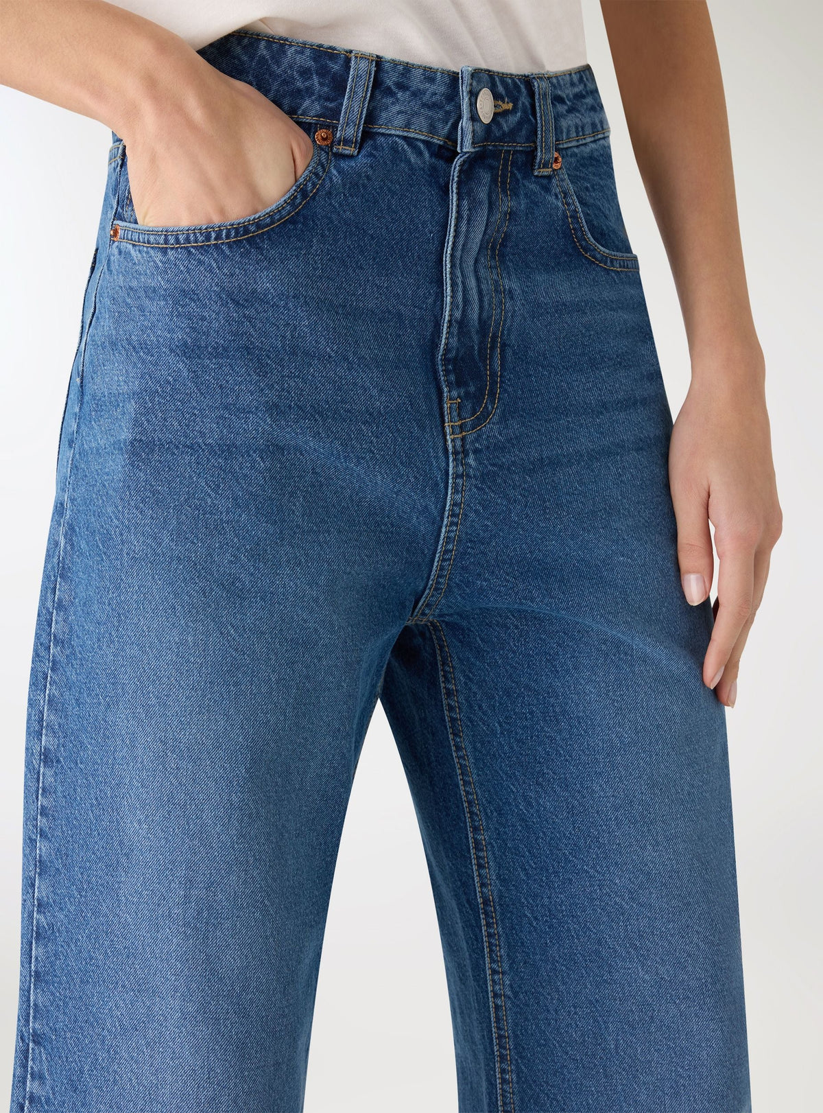 Wide-Leg Cuff Jeans Medium Denim Blue