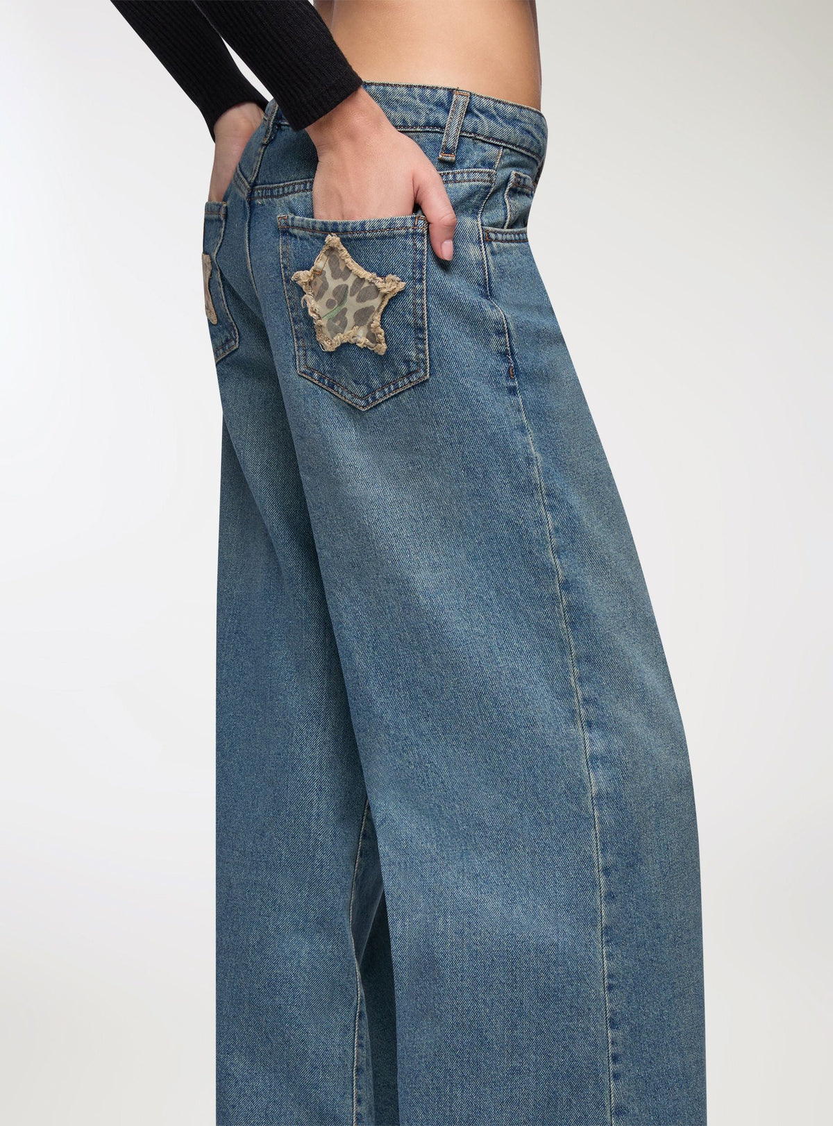 Straight-leg jeans