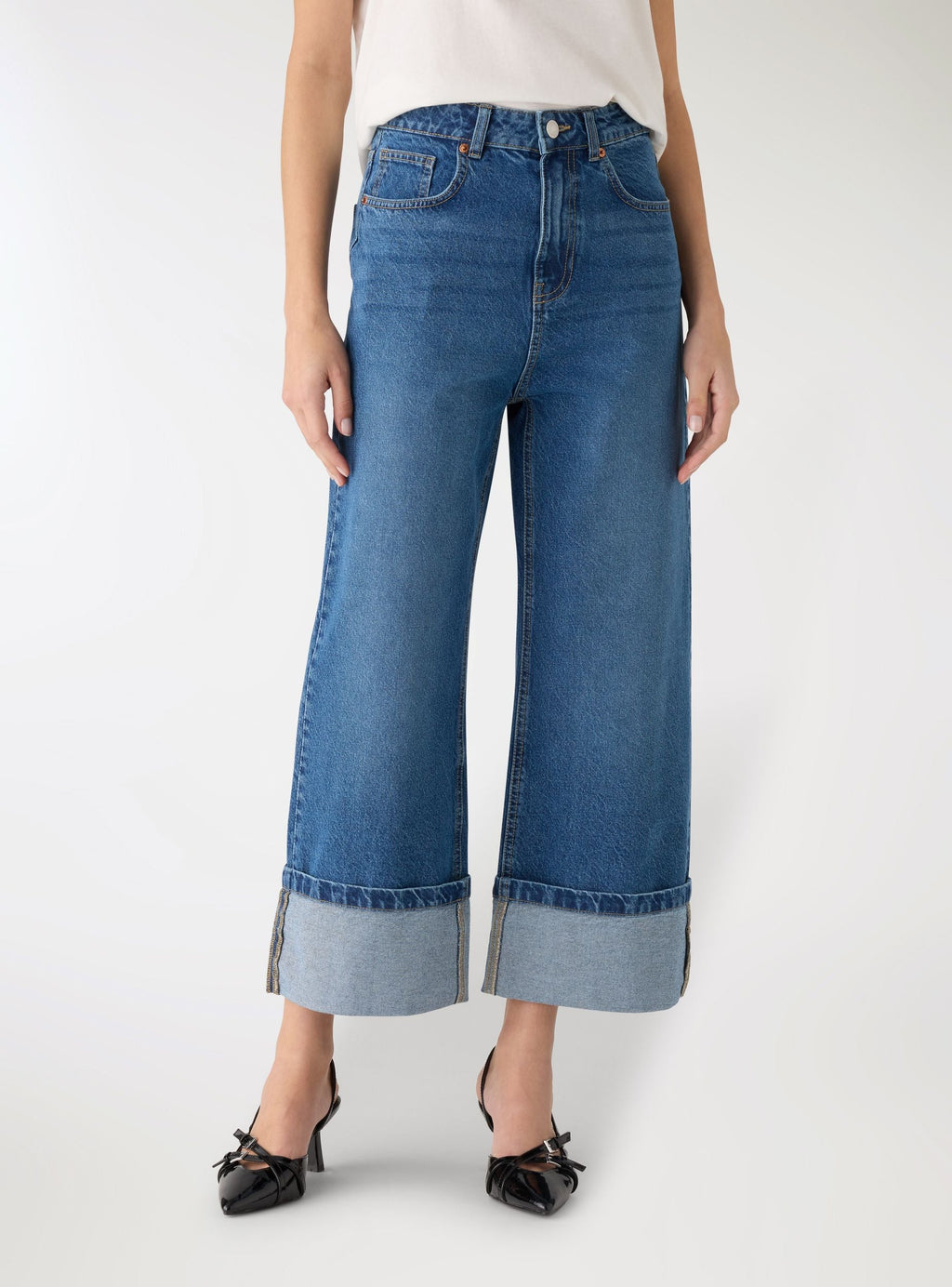 Wide-Leg Cuff Jeans Medium Denim Blue