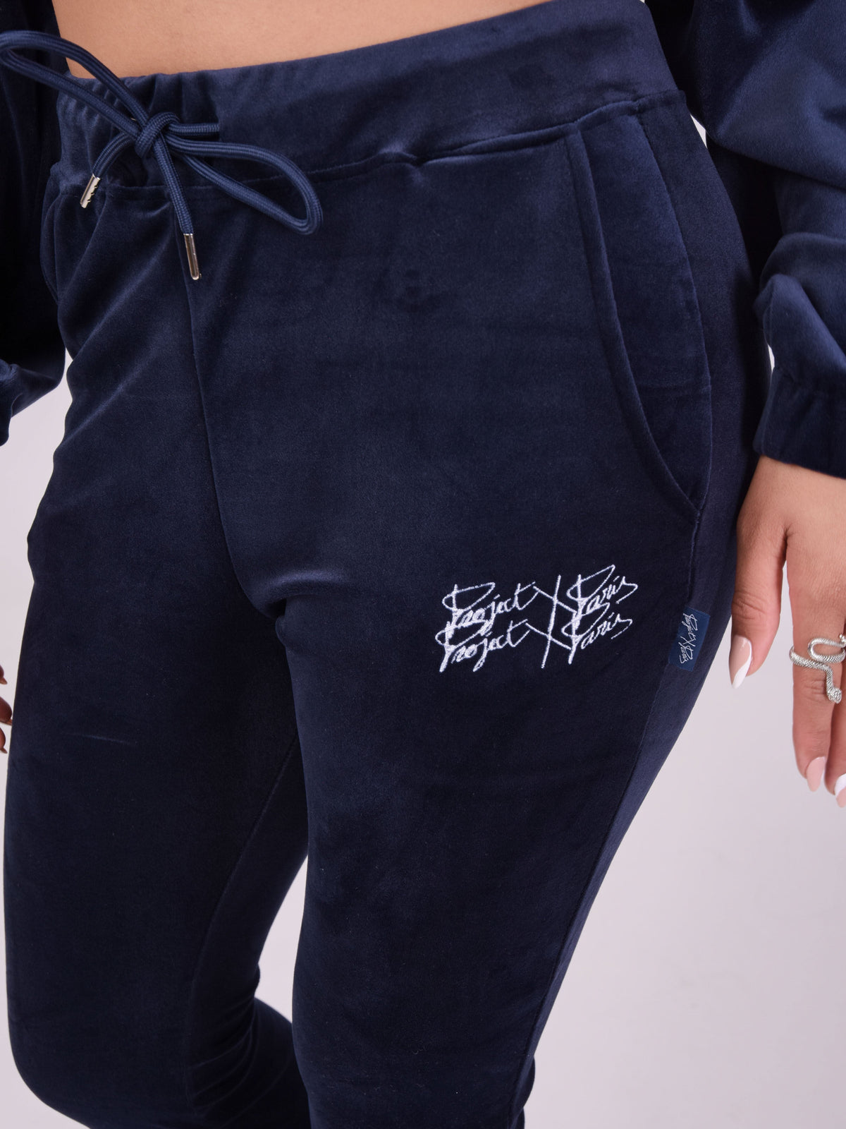 Pantalón Acampanado de Terciopelo Doble Logo