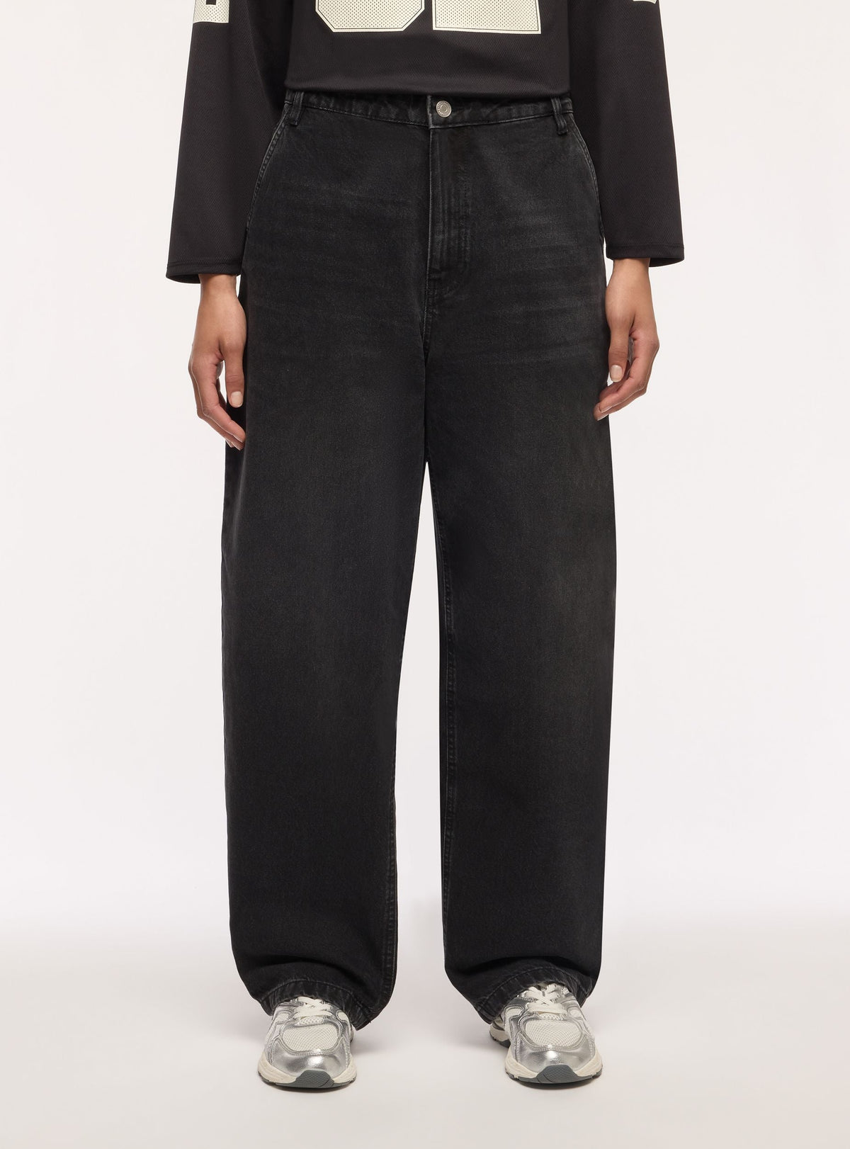 Black High-Rise Baggy Jeans