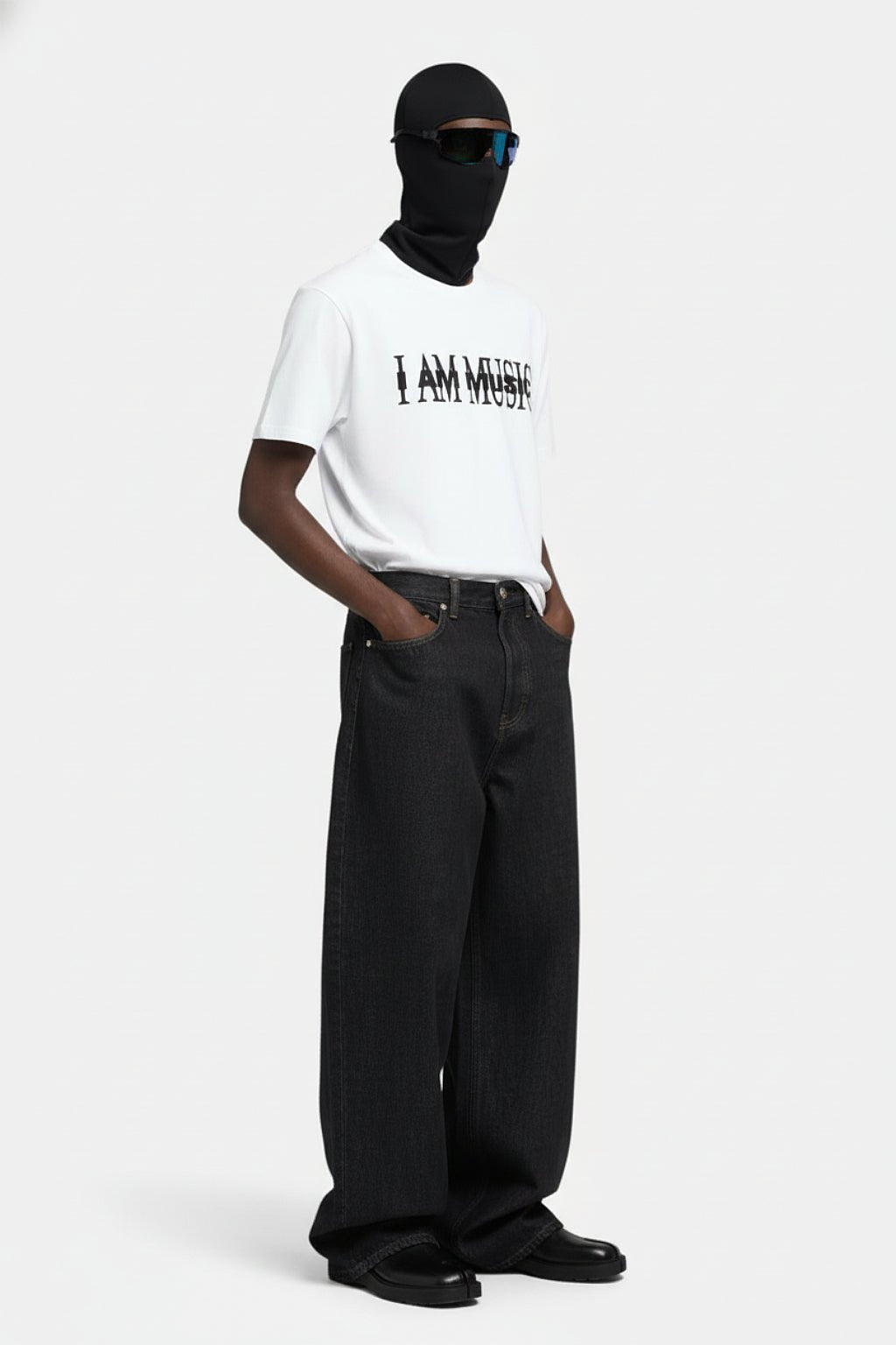 Ecru Baggy Jeans