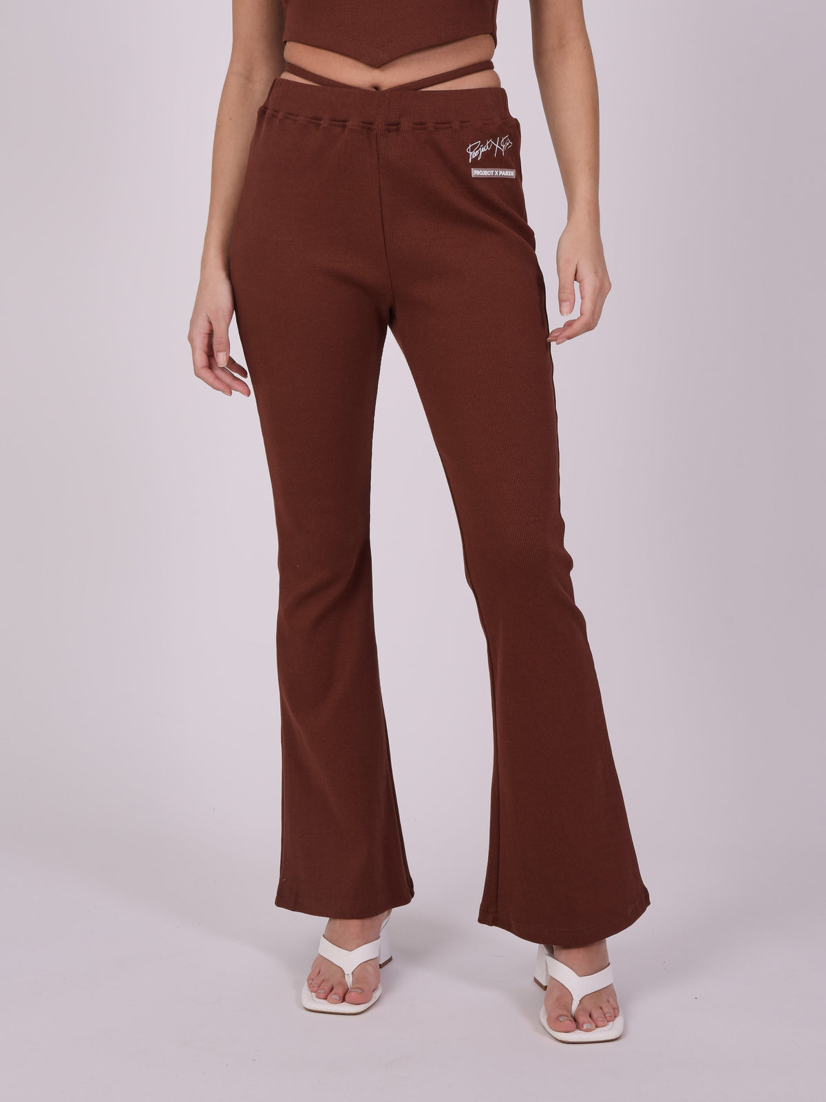Pantalón Acampanado con Tira Marrón