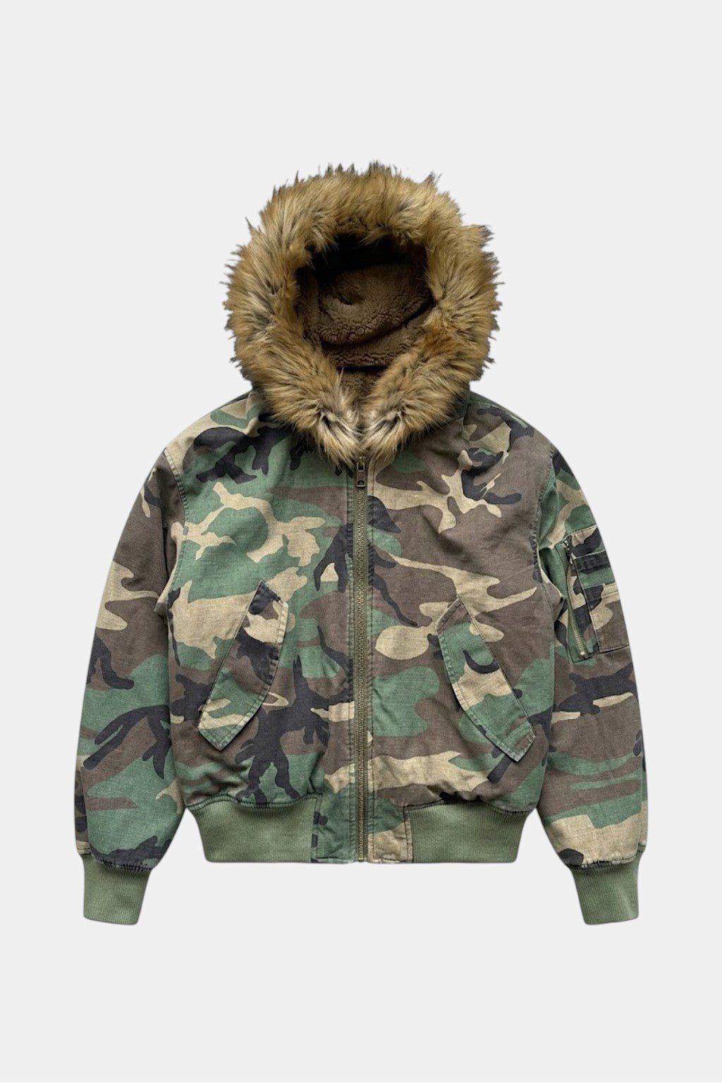 Chaqueta Camuflaje con Capucha de Pelo