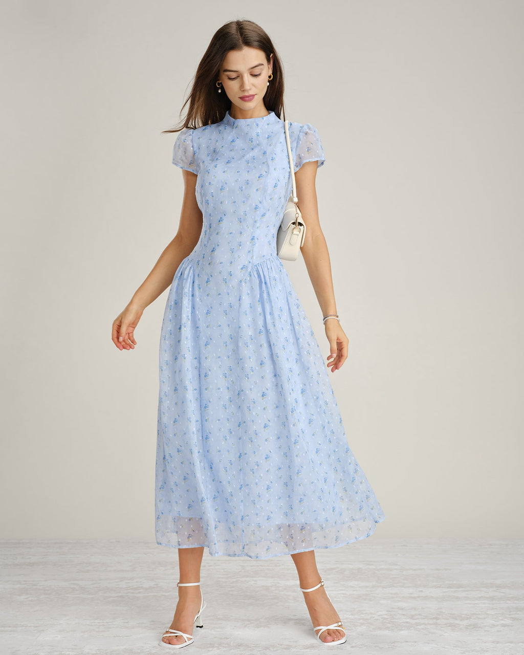 Clara | Vestido Largo de Gasa Floral Azul Mujer Cuello Alto Manga Corta