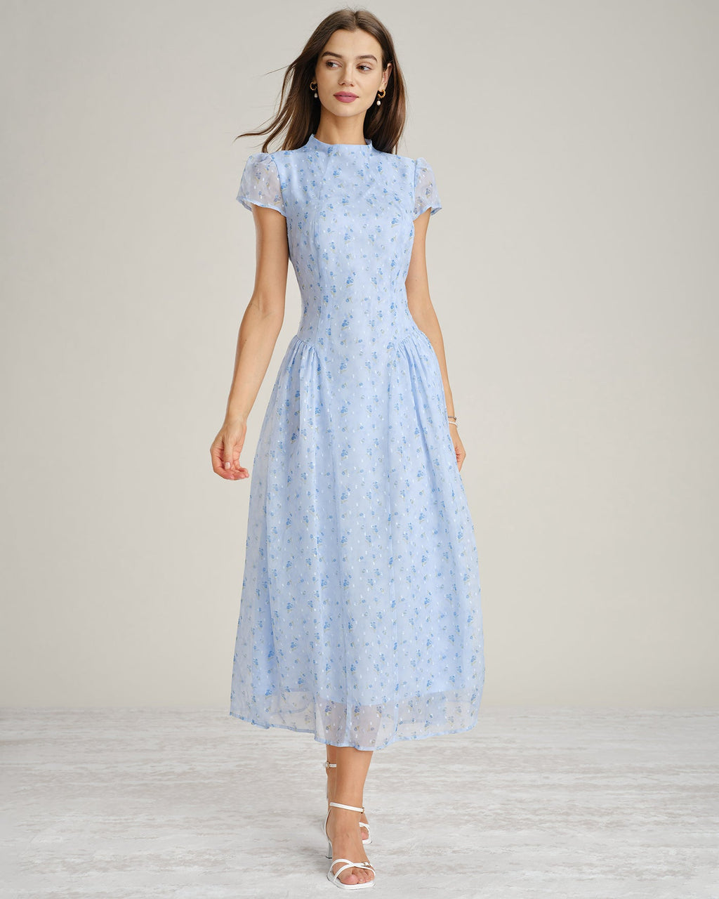 Clara | Vestido Largo de Gasa Floral Azul Mujer Cuello Alto Manga Corta